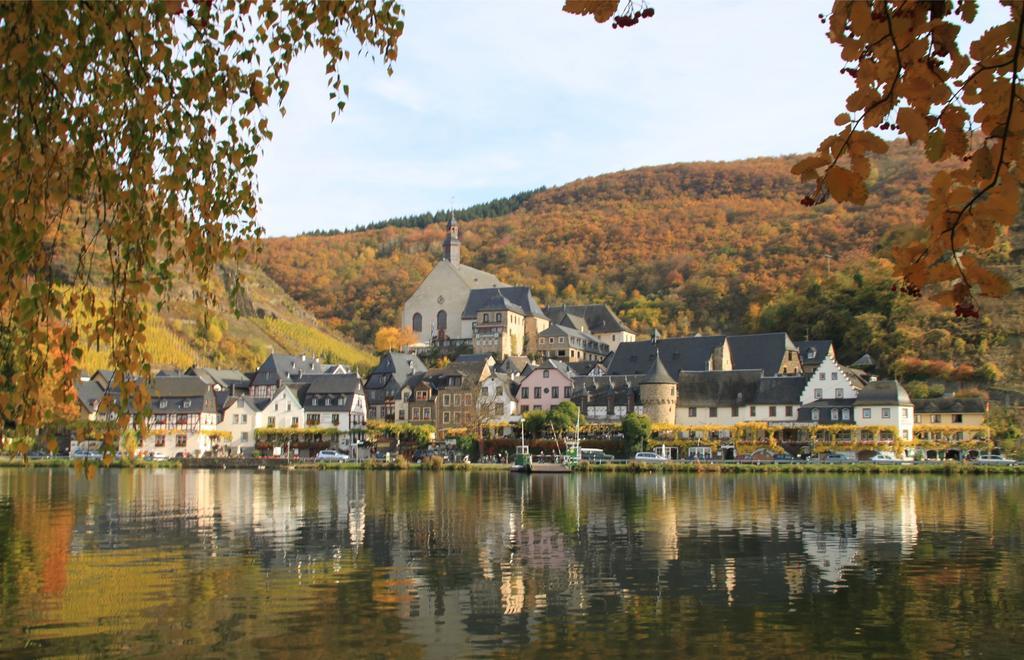 Hotel Haus Burg Metternich Beilstein  Extérieur photo